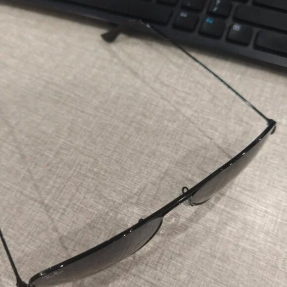 Ray-Ban Aviator Classic RB3025 - Picture 2 of 7